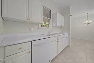 100 Edenburgh Rd, Raleigh, NC 27608 - Photo 15