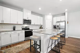 25 Harlow Ct, Fuquay Varina, NC 27526 - Photo 9