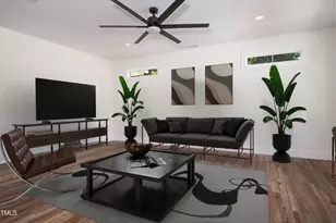 205 Gentry St, Roxboro, NC 27573 - Photo 5