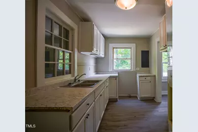 1015 Cross Link Road, Raleigh, NC 27610 - Photo 7