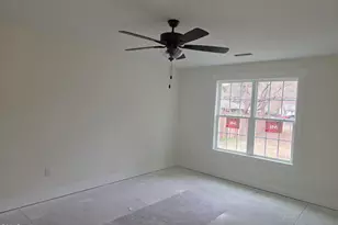 307 E Holmes St, Benson, NC 27504 - Photo 13