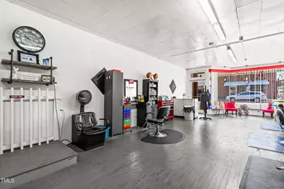 118 S Chatham Avenue, Siler City, NC 27344 - Photo 5