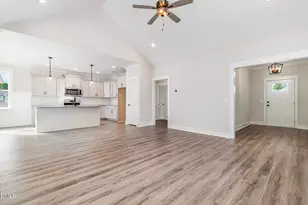 602 Tuscany Cir, Princeton, NC 27569 - Photo 11