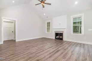 602 Tuscany Cir, Princeton, NC 27569 - Photo 5