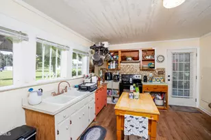 7167 Adolph Rd, Bailey, NC 27807 - Photo 15