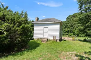 8401 Mitchell Mill Rd, Zebulon, NC 27597 - Photo 11