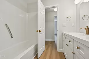 11 Sweetbay Ct, Durham, NC 27704 - Photo 19