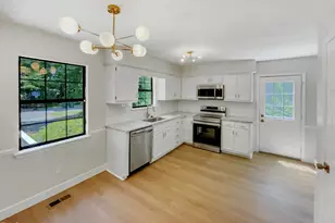 11 Sweetbay Ct, Durham, NC 27704 - Photo 9