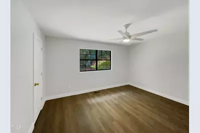 11 Sweetbay Court, Durham, NC 27704 - Photo 5