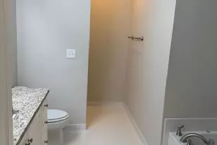 100 Northbrook Dr, Raleigh, NC 27609 - Photo 15