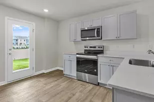 204 Holmes Cor Dr, Wilsons Mills, NC 27577 - Photo 13