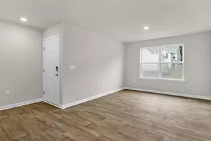 204 Holmes Cor Dr, Wilsons Mills, NC 27577 - Photo 7