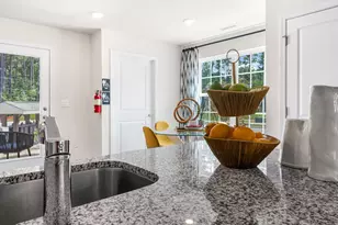 204 Holmes Cor Dr, Wilsons Mills, NC 27577 - Photo 7