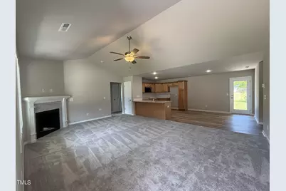 332 Magnolia Run Way, Benson, NC 27504 - Photo 5