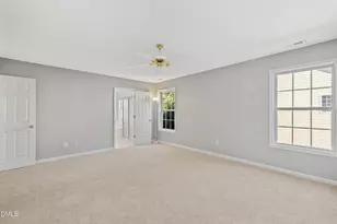 310 New Parkside Dr, Chapel Hill, NC 27516 - Photo 23
