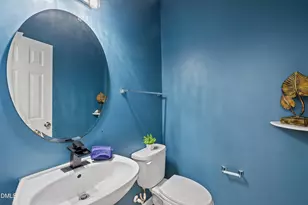 310 New Parkside Dr, Chapel Hill, NC 27516 - Photo 9