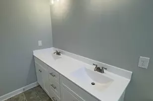 108 Lynn Ln, Selma, NC 27576 - Photo 25