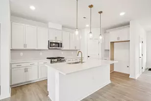 121 N Harvest Rdg Wy, Wilsons Mills, NC 27520 - Photo 9