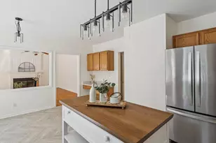 104 Pellinore Ct, Cary, NC 27513 - Photo 13