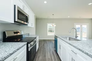 114 Chester Pl, Pikeville, NC 27863 - Photo 9