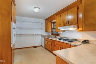 4737 Rosehill Rd, Fayetteville, NC 28311 - Photo 19