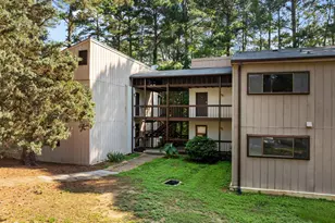 667 Pine Ridge Pl, Raleigh, NC 27609 - Photo 3