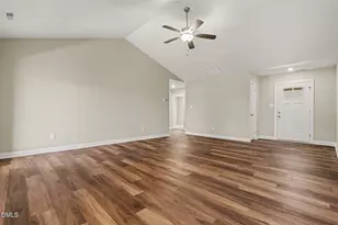 61 Maxwell Farm Ln, Selma, NC 27576 - Photo 5