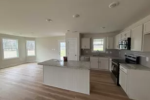 242 Maxwell Farm Ln, Selma, NC 27576 - Photo 3