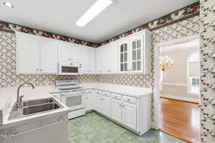 2464 Village Of Wakefield Dr, Zebulon, NC 27597 - Photo 15