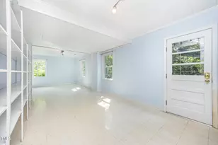2425 Wentworth St, Raleigh, NC 27612 - Photo 27