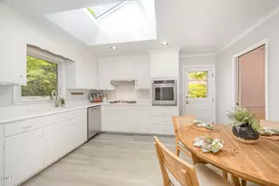 2425 Wentworth St, Raleigh, NC 27612 - Photo 11