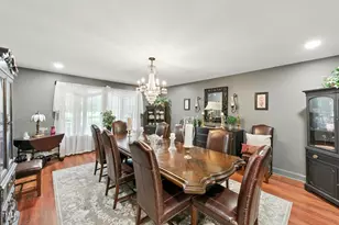 410 E Barefoot Rd, Newton Grove, NC 28366 - Photo 21