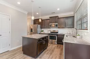 637 Stapleford Ln, Fuquay Varina, NC 27526 - Photo 13