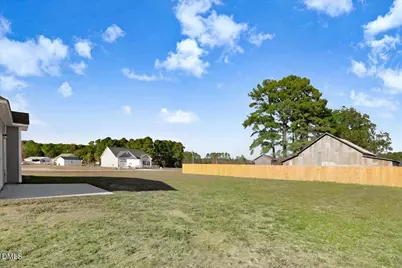 100 Nova Place, Pikeville, NC 27863 - Photo 5