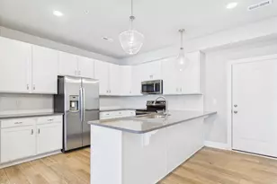 1251 Shaw View Aly, Raleigh, NC 27601 - Photo 13