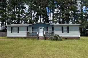 115 Howards Ln, Dunn, NC 28334 - Photo 1