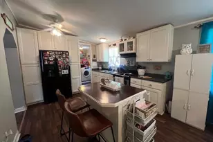 115 Howards Ln, Dunn, NC 28334 - Photo 15