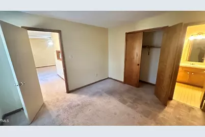 3239 Mill Run, Raleigh, NC 27612 - Photo 9