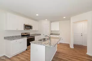 17 W Emily Gardens Dr, Selma, NC 27576 - Photo 13