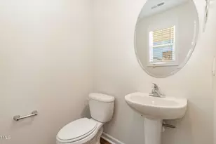 17 W Emily Gardens Dr, Selma, NC 27576 - Photo 21