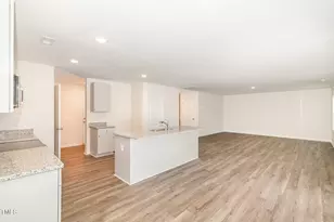 25 W Emily Gardens Dr, Selma, NC 27576 - Photo 11