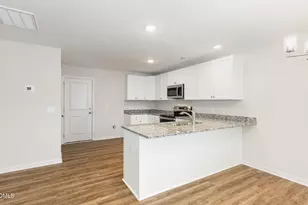 40 W Emily Gardens Dr, Selma, NC 27576 - Photo 7