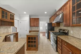 5119 Orabelle Ct, Raleigh, NC 27606 - Photo 7