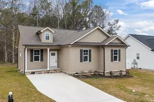 127 Daniel St, Oxford, NC 27565 - Photo 1