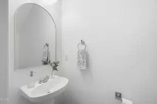 7864 Silverthread Ln, Raleigh, NC 27617 - Photo 15