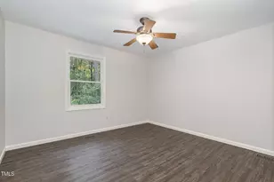 1512 Edwards Dr, Chapel Hill, NC 27516 - Photo 17