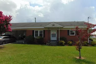 104 E Edgecombe St, Macclesfield, NC 27852 - Photo 3