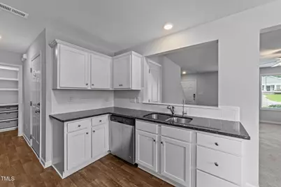 154 Winter Red Way, Benson, NC 27504 - Photo 9