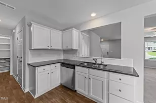 154 Winter Red Wy, Benson, NC 27504 - Photo 9