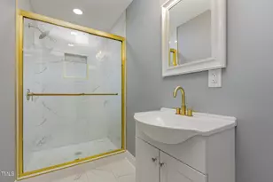 1915 Taylor St, Durham, NC 27703 - Photo 15